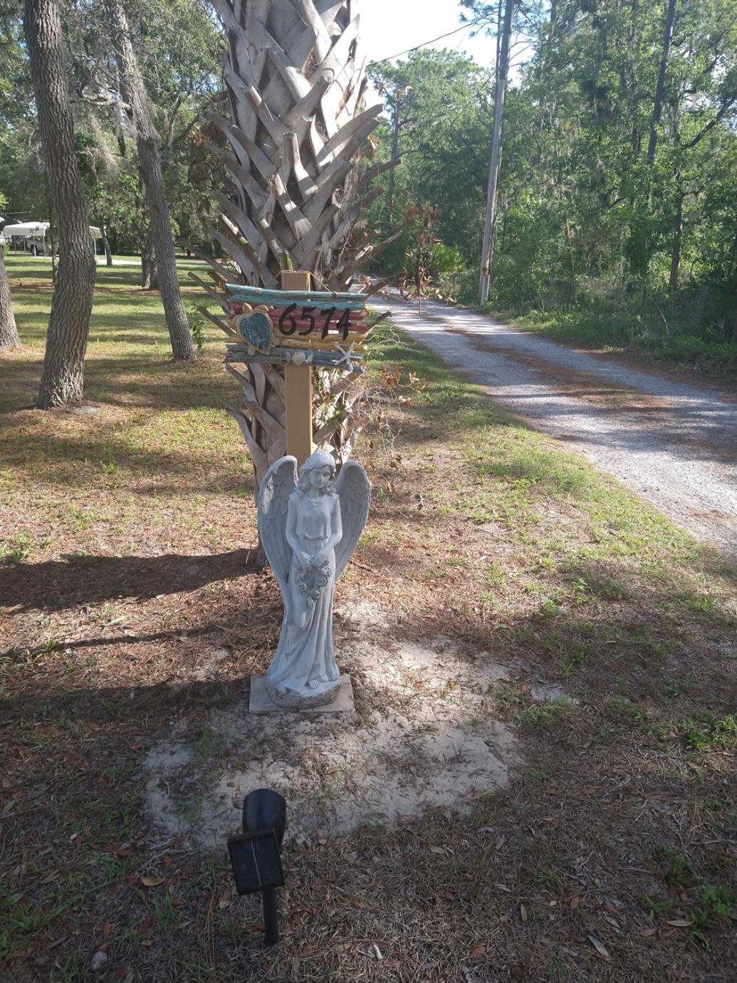 The Blue Nile! Your Florida Vacation Is Calling. Vacation, Leisure Or Business 霍莫萨萨 外观 照片